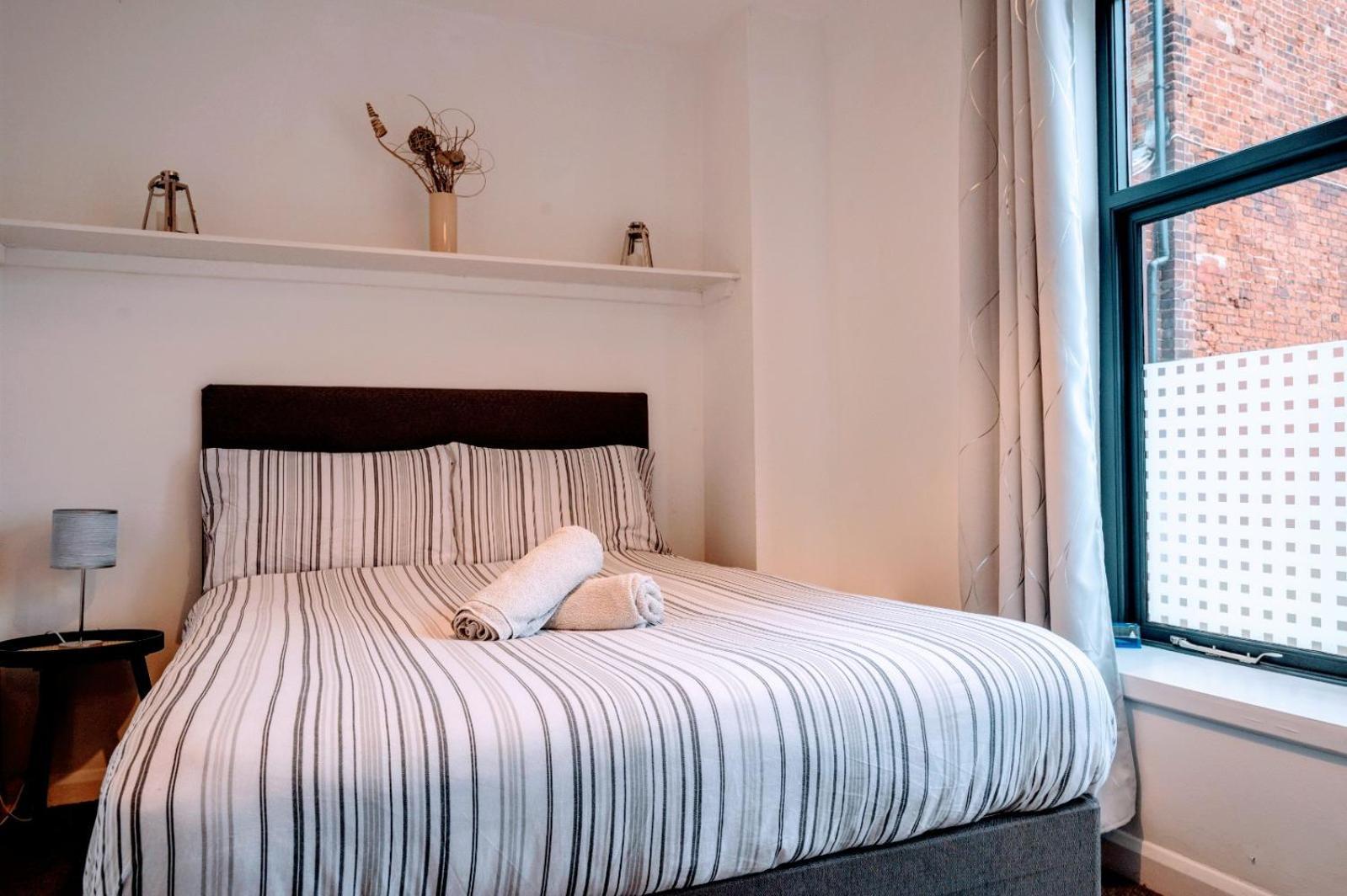 Contractor And Family Friendly Grade II Townhouse- 3 Bedrooms- Free Parking Norwich Exterior foto